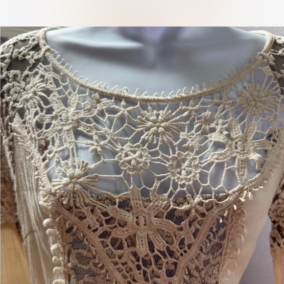 A’reve Beige Flowy Top with Open Back - Picture 2 of 4